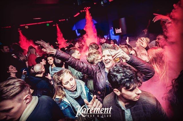 ✖✖ KARéMENT ✖✖